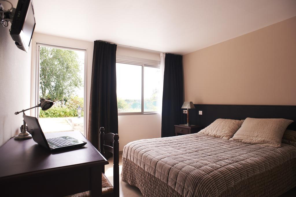 Hotel La Longue Vue Gennes-Val-de-Loire 객실 사진
